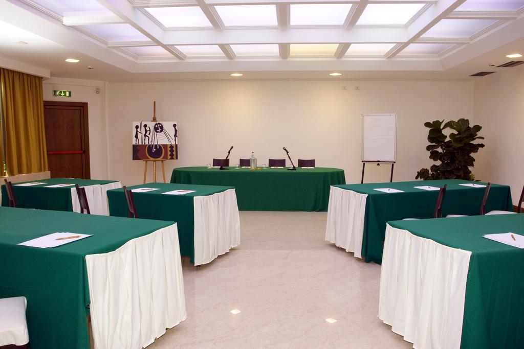 Hotel Bassetto Ферентино Экстерьер фото