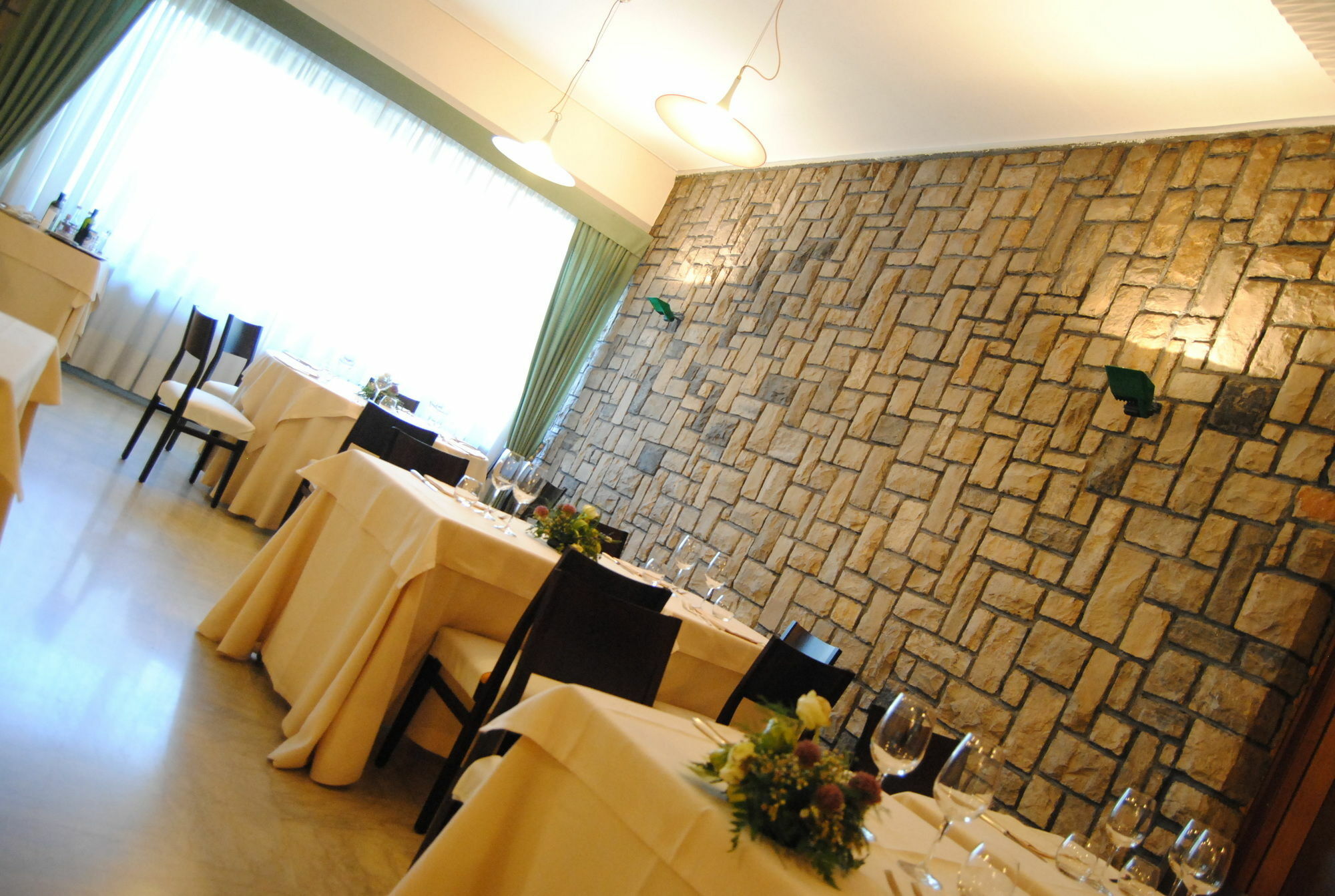 Hotel Bassetto Ферентино Экстерьер фото