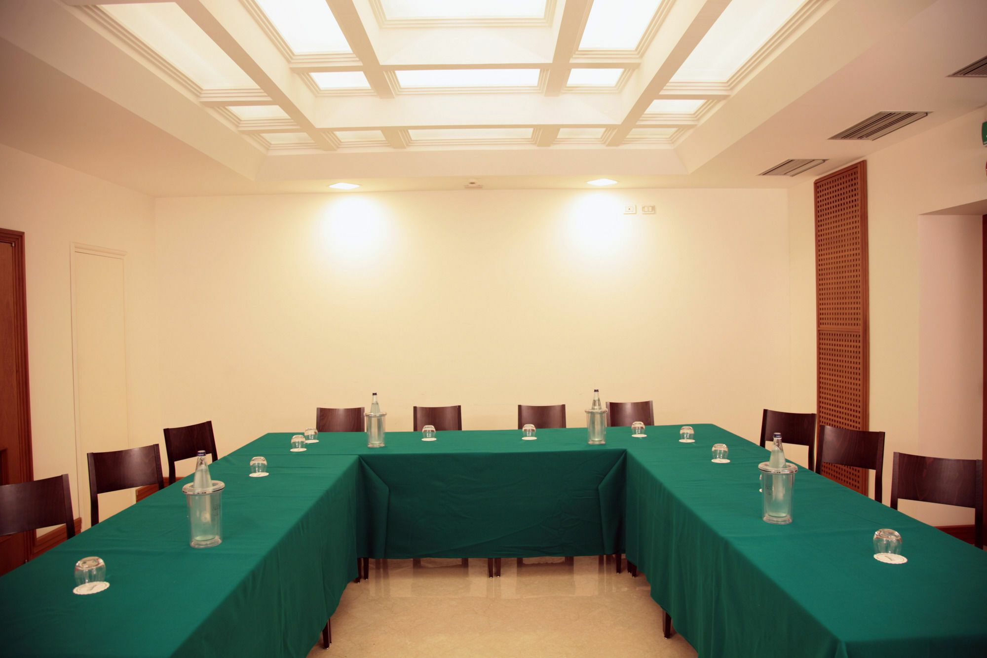 Hotel Bassetto Ферентино Экстерьер фото