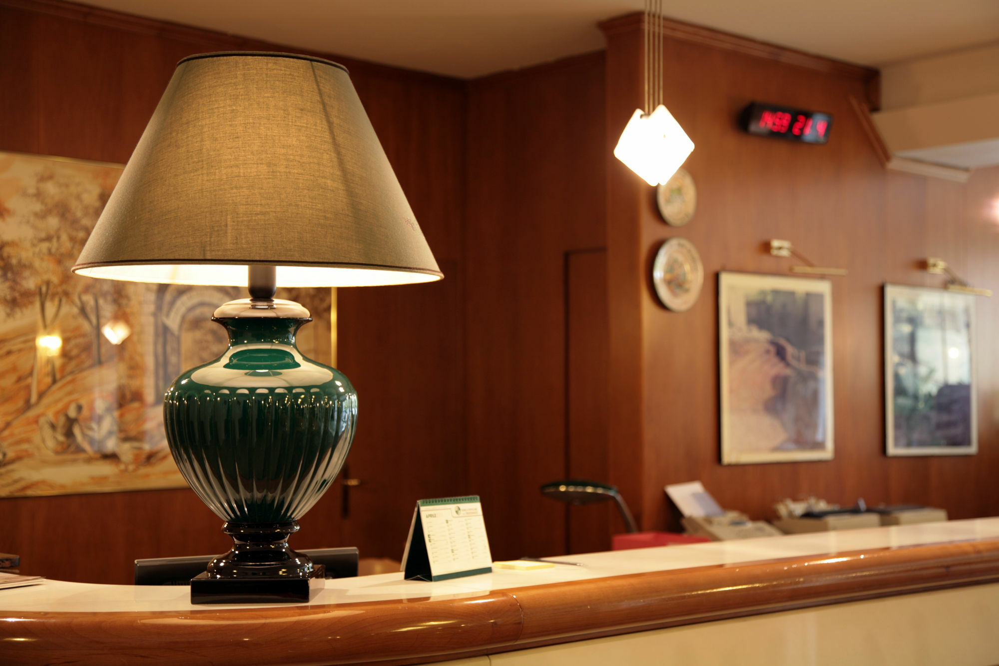 Hotel Bassetto Ферентино Экстерьер фото