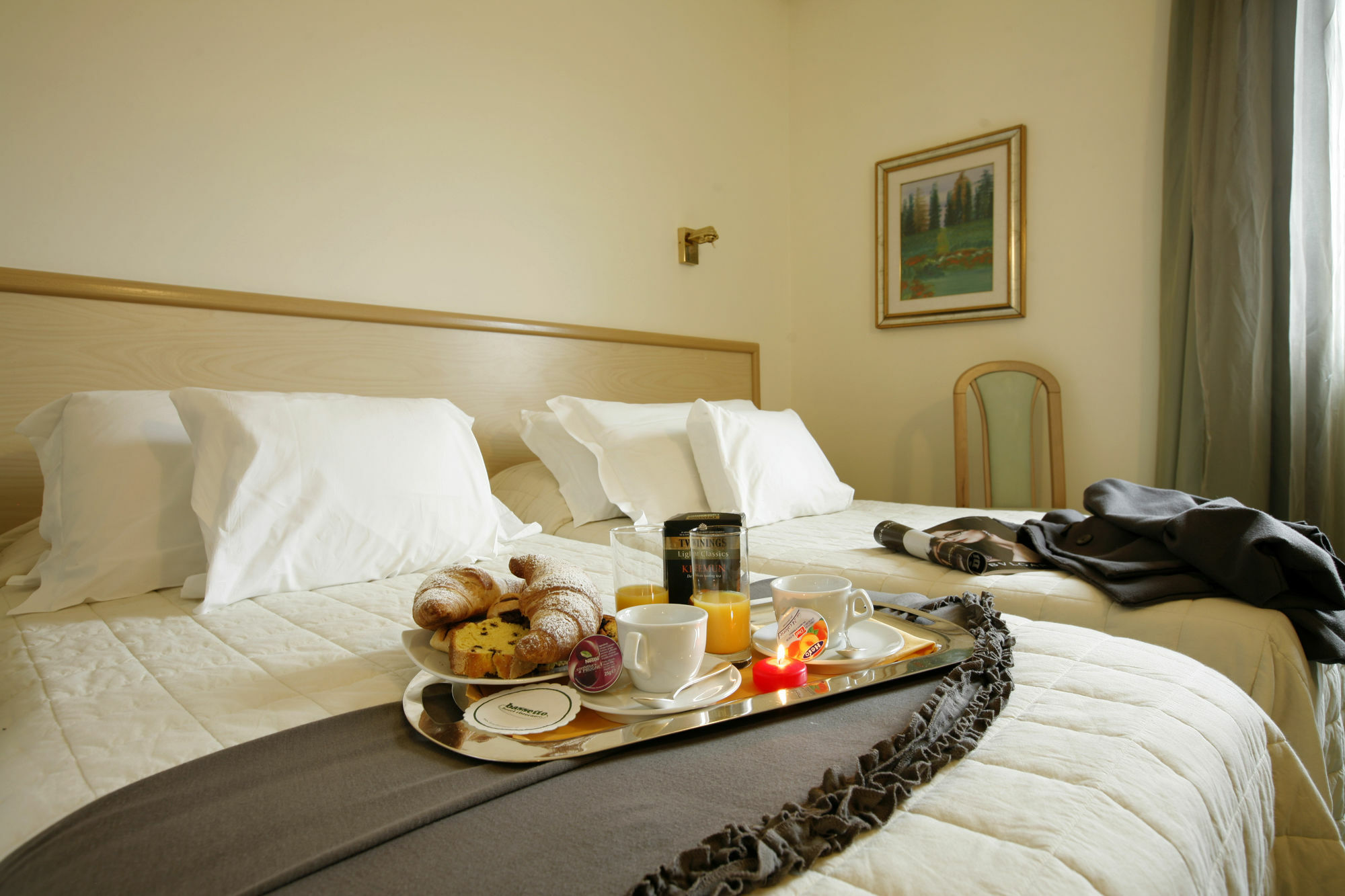 Hotel Bassetto Ферентино Экстерьер фото